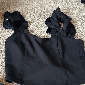 Black Sleeveless Crop Top privy new with tags small